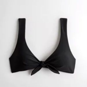 Hollister Tie-Front Scoop Bikini Top in Black